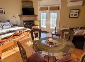 Charming studio with kitchen St-Sauveur