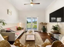 4 Bedroom Farm Cottage on the Bellinger River