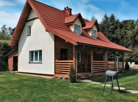 "Bieszczady 111"-domki nad Soliną tel, 607 - 197 - 316，位于波拉齐克的酒店