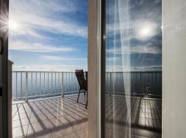 Apartment dream view，位于克瑞罗的海滩短租房