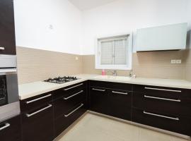 Luxury & Big Families Apartment (7 Min f TLV)，位于巴特亚姆的公寓