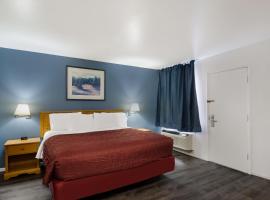 Rodeway Inn & Suites Sidney Historic Downtown I-80，位于悉尼的酒店