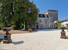 Château de Champblanc，位于Cherves-de-Cognac的酒店