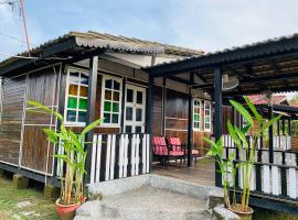 MOSS HEDERA HIDE CHALET，位于马六甲的酒店