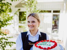 Hotell Älggårdsberget，位于Bispgården的酒店