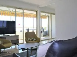 Superbe 3 Pièces avec Terrasse, Clim et Vue Mer à Villeneuve-Loubet - FR-1-252A-92