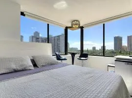 Waikiki beach modern studio No resort fee Best location