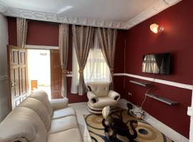Appartement New Stading YAOUNDE - MIMBOMAN MAETURE，位于雅温得的酒店