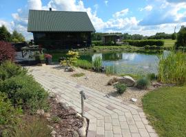 Oja&auml;&auml;re puhkemaja，位于Kuldre的带热水浴缸的酒店