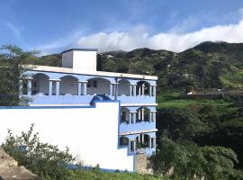 Djabraba's Eco-Lodge，位于Vila Nova Sintra的酒店