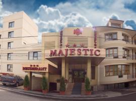 Hotel Majestic，位于雅西的酒店