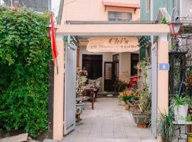 Chi's Homestay & Coffee，位于顺化钱场桥附近的酒店