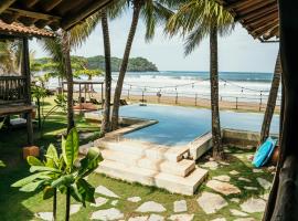 El Sitio de Playa Venao，位于普拉纳维瑙的酒店