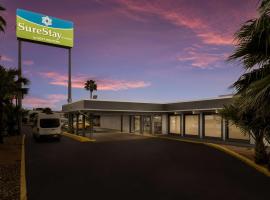 SureStay Hotel Laredo by Best Western，位于拉雷多羽蛇神国际机场 - NLD附近的酒店