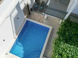 Villa Marante with heated private pool