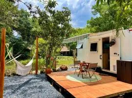 LAFELIZ TRAILERHOUSE