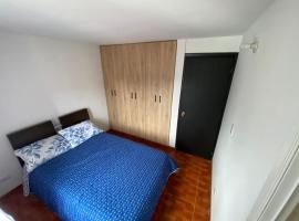 Privado y comodo, amoblado apartamento, Roldanillo，位于Roldanillo的酒店