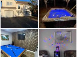 Quiet Private House w Hot Tub/Fire pit/Games，位于Blakeslee的酒店