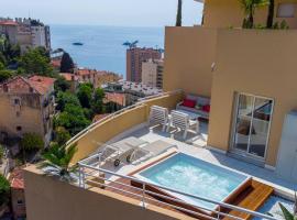 Penthouse Exceptionnel vue Mer proche Monaco，位于博索莱伊的带按摩浴缸的酒店