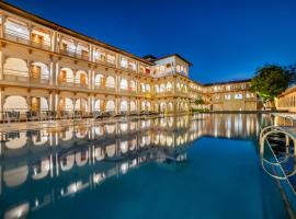 Holiday Resort & Spa A Unit of S Poddar Group