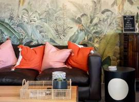No 1 Dicks Street Apartment，位于霍维克的宠物友好酒店