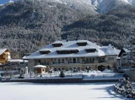 雄如健康酒店 - 仅接待成年人