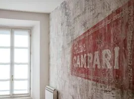 Be Happy - The House Of Travelers