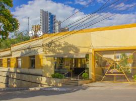 Hotel Meri Conselheiro Lafaiete，位于拉法耶蒂顾问城的酒店