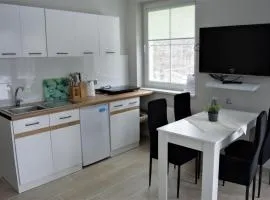 奇洛尼多米克酒店