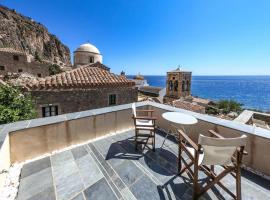 Κyma Mansion in Monemvasia，位于莫奈姆瓦夏的度假屋