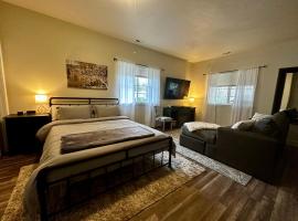 Sonia's Guest Suite in Montesano-Gateway to Olympic National Park，位于Montesano的民宿