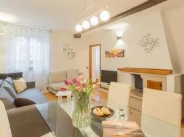 Volta Apartment by Rent All Como