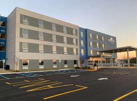 Microtel Inn & Suites by Wyndham Rehoboth Beach，位于柏斯海滩Sussex County Airport - GED附近的酒店