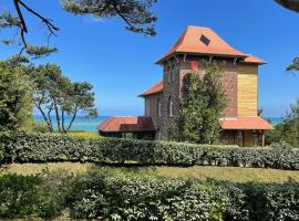 Le colombier, villa vue mer accès plage 300M，位于滨海瓦朗日维尔的酒店