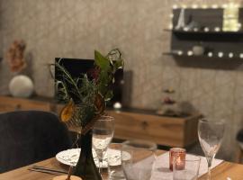 Luxury Apartments Studenets，位于潘波洛沃的酒店