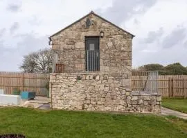 Cornwall - Unique two storey barn
