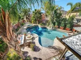 Vino Villa Large home Sleeps 10! Large Salt water pool/spa