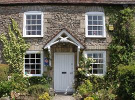 Enniskerry - The Loves Cottage，位于谢普顿马利特的乡间豪华旅馆