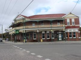 St Marys Hotel and Bistro，位于Saint Marys的酒店