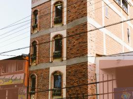 Bunde Haus Hotel EXPRESS BOUTIQUE，位于伊瓦格的酒店