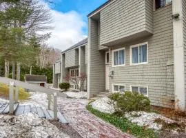 R18 Affordable Ski-in Ski-out Bretton Woods Townhome mountain views