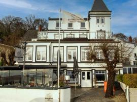 Strandhaus Blankenese，位于汉堡的住宿加早餐旅馆