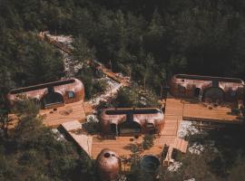 HOIA Nature Spa，位于Nässuma的带按摩浴缸的酒店
