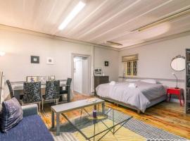 Pentofanoro Central Studio - Corfu Cozy Getaway，位于科孚镇的酒店