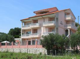Villa Anggela，位于苏佩塔斯卡德拉加的民宿