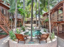The Beach Bungalows - Yoga and Surf House - Adults Only，位于塔马林多的住宿加早餐旅馆