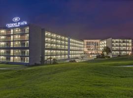 阿尔德亚杜斯卡普克斯高尔夫＆SPA公寓式酒店，位于卡帕里卡海岸的高尔夫酒店