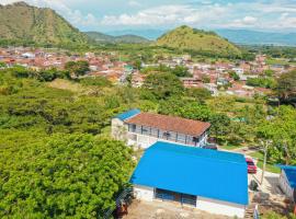 Hotel Mira Cruz Toro Valle，位于Toro的酒店