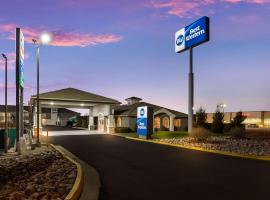 Best Western Grants Inn，位于格兰茨帕斯的酒店