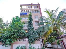 FabHotel Rudra Residency - Nr Medicover hospital，位于Chinchiwad的酒店